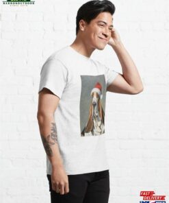 Basset Hound In A Santa Hat Classic T-Shirt Hoodie 3 Basset Hound In A Santa Hat Classic T Shirt Hoodie 4