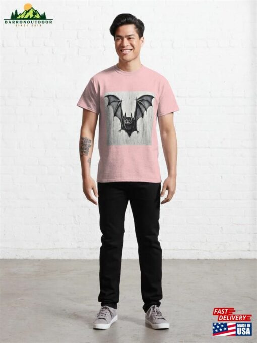 Bat Classic T-Shirt Sweatshirt Unisex