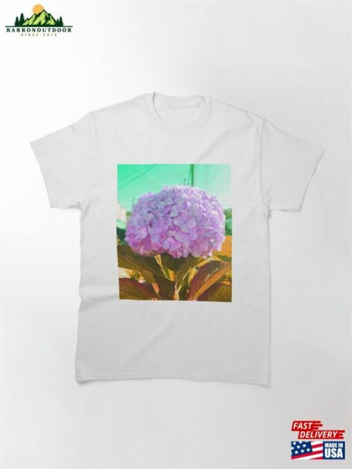 Beautiful And Colorful Photo Of A Hydrangea While On Walk Classic T-Shirt Hoodie