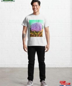 Beautiful And Colorful Photo Of A Hydrangea While On Walk Classic T Shirt Hoodie 2