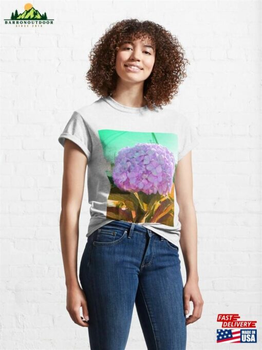 Beautiful And Colorful Photo Of A Hydrangea While On Walk Classic T-Shirt Hoodie