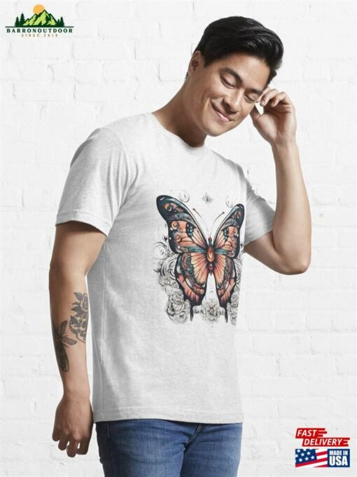 Beautiful Butterfly With Abstract Elements Essential T-Shirt Sweatshirt