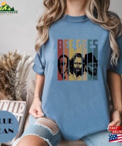 Bee Gees Band Retro Vintage Comfort Colors T-Shirt The Shirt Music Unisex Sweatshirt Bee Gees Band Retro Vintage Comfort Colors T-Shirt The Shirt Music Unisex Sweatshirt