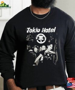 Bey Ond Th E Wor T-Shirt Classic Bey Ond Th E Wor T-Shirt Classic