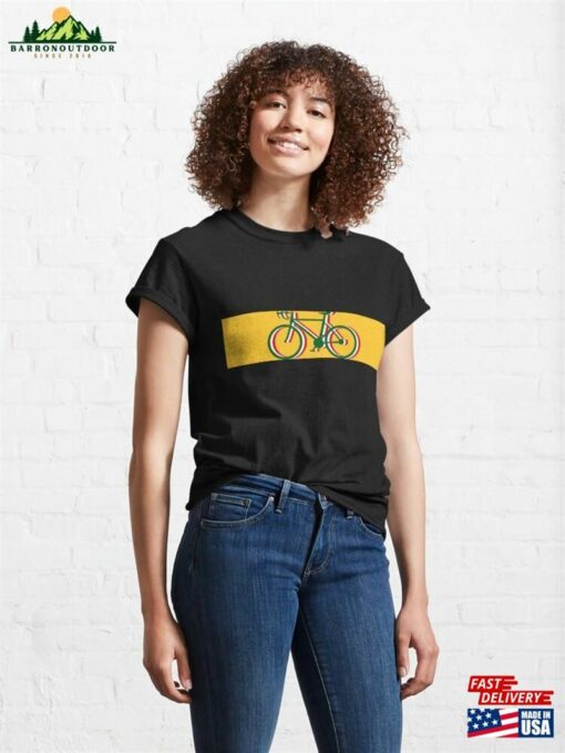 Bicycle And Cycling Silhouette Italian Flag On A Yellow Sun Band T-Shirt Classic