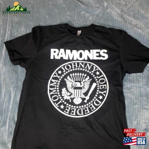 Big Ramones Shirt Classic T-Shirt