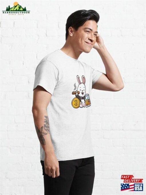 Bitcoin Bunny Classic T-Shirt Hoodie