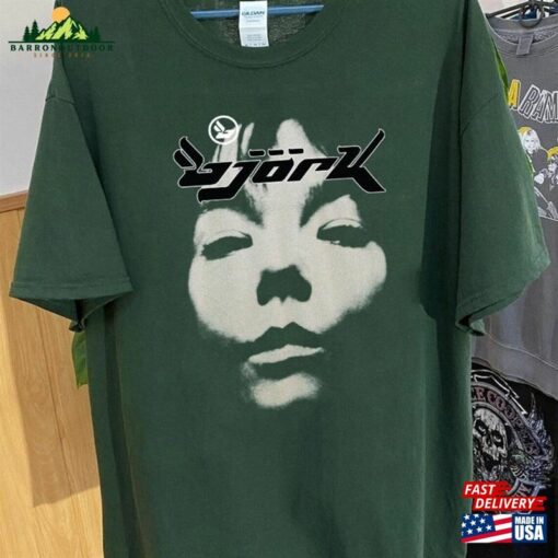 Bjork Homogenic Vintage Face Shirt 90S Rock Band Tee Hoodie Classic