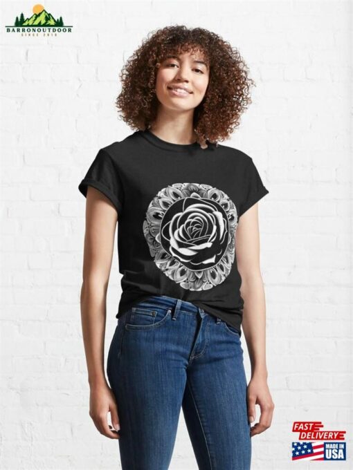 Black And White Rose Design Classic T-Shirt Unisex