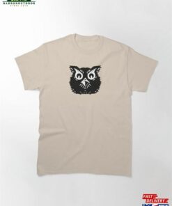 Black And White Vintage Spooky Halloween Horned Owl Classic T-Shirt Sweatshirt Unisex Black And White Vintage Spooky Halloween Horned Owl Classic T-Shirt Sweatshirt Unisex