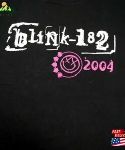 Blink 182 Concert T-Shirt 2004 Rock Band Tee Vintage Classic 2 Blink 182 Concert T Shirt 2004 Rock Band Tee Vintage Classic 3