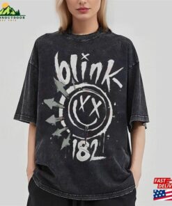 Blink 182 Drawn Unisex T-Shirt Pop Punk World Tour Shirt Sweatshirt Classic