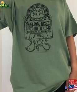 Blink 182 Shirt Band Tee Vintage Sweatshirt Classic 2 Blink 182 Shirt Band Tee Vintage Sweatshirt Classic 3