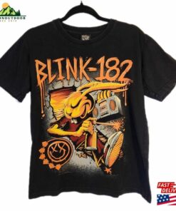 Blink 182 Tshirt Sweatshirt Hoodie Blink 182 Tshirt Sweatshirt Hoodie