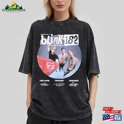 Blink 182 World Tour 2023 T-Shirt Classic Unisex