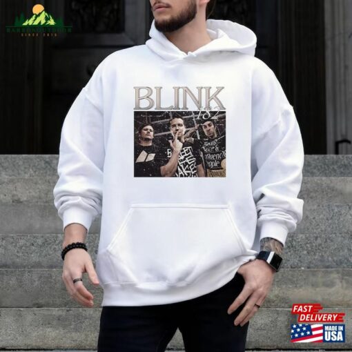 Bljnk 182 World Tour 2023 Short Sleeve Dates Ljneup Concerts Crewneck Sweatshirt T-Shirt