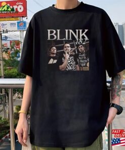 Bljnk 182 World Tour 2023 Short Sleeve Dates Ljneup Concerts Crewneck Sweatshirt T-Shirt 3 Bljnk 182 World Tour 2023 Short Sleeve Dates Ljneup Concerts Crewneck Sweatshirt T Shirt 4
