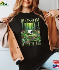 Blossom Beyond The Grave Grunge Emo Style Band T-Shirt Sweatshirt Classic
