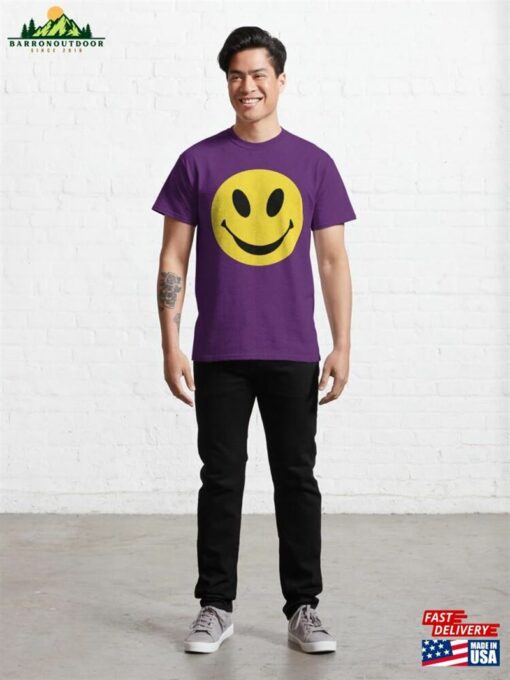 British 20Th Century Cultural Smiley Rave Icon S1 V1d Classic T-Shirt Hoodie Unisex