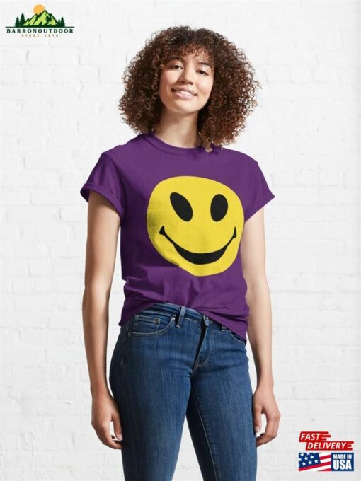 British 20Th Century Cultural Smiley Rave Icon S1 V1d Classic T-Shirt Hoodie Unisex