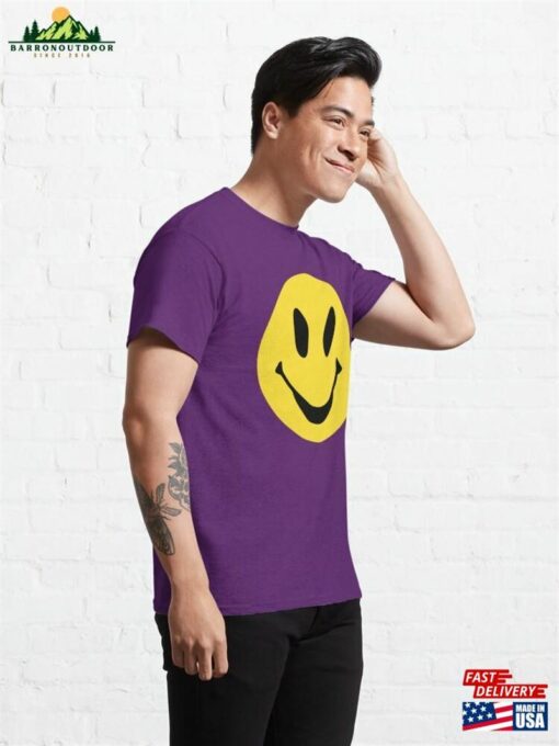 British 20Th Century Cultural Smiley Rave Icon S1 V1d Classic T-Shirt Hoodie Unisex