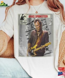 Bruce Pringsteen Comic Shirt 90S Vintage Merch Greetings From Asbury Park N J Album Music Tour Ticket 2023 Unisex Tee Hoodie Classic