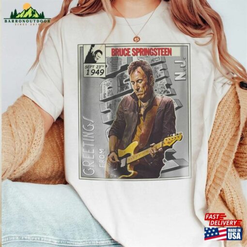 Bruce Pringsteen Comic Shirt 90S Vintage Merch Greetings From Asbury Park N J Album Music Tour Ticket 2023 Unisex Tee Hoodie Classic