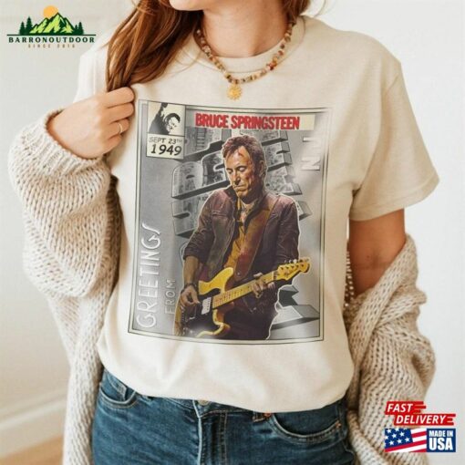 Bruce Pringsteen Comic Shirt 90S Vintage Merch Greetings From Asbury Park N J Album Music Tour Ticket 2023 Unisex Tee Hoodie Classic