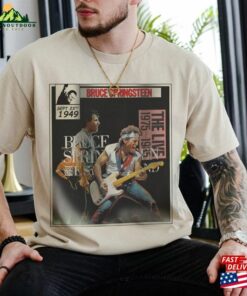 Bruce Pringsteen Comic Shirt 90S Vintage Merch Live 1975–85 Album Music Tour Ticket 2023 Unisex Tee Sweat 240623S3 Sweatshirt Classic Bruce Pringsteen Comic Shirt 90S Vintage Merch Live 1975–85 Album Music Tour Ticket 2023 Unisex Tee Sweat 240623S3 Sweatshirt Classic