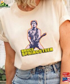 Bruce Springsteen The Boss Retro Vintage Design T-Shirt Sweatshirt Hoodie Bruce Springsteen The Boss Retro Vintage Design T-Shirt Sweatshirt Hoodie