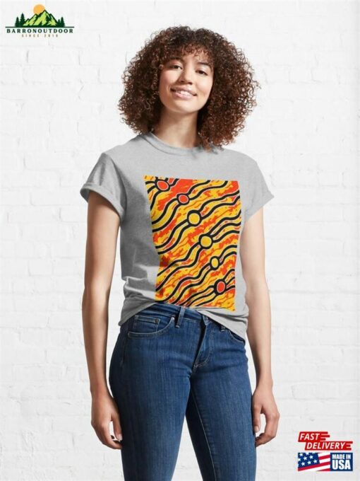 Bush T-Shirtaboriginal Art Fire Classic T-Shirt Unisex