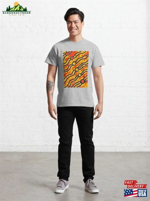 Bush T-Shirtaboriginal Art Fire Classic T-Shirt Unisex