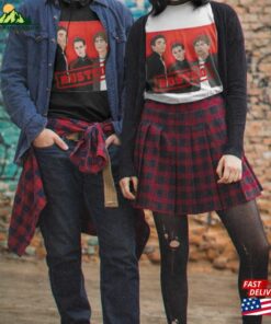Busted Classic T-Shirt 2023 Red Theme Perfect For Music Fans Unisex 2 Busted Classic T Shirt 2023 Red Theme Perfect For Music Fans Unisex 3