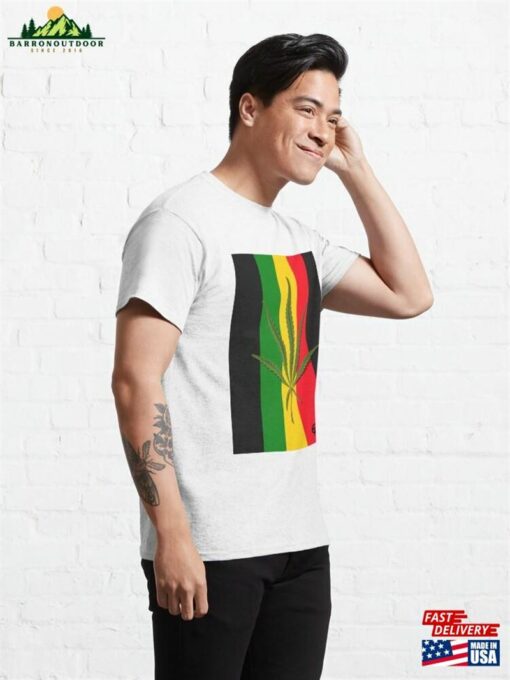 Cannabis Leaf T-Shirt Classic