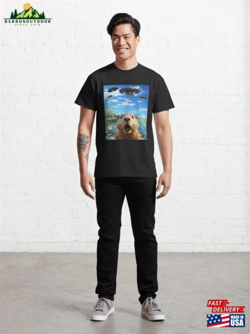 Capybara Selfie With Ufos Classic T-Shirt Hoodie