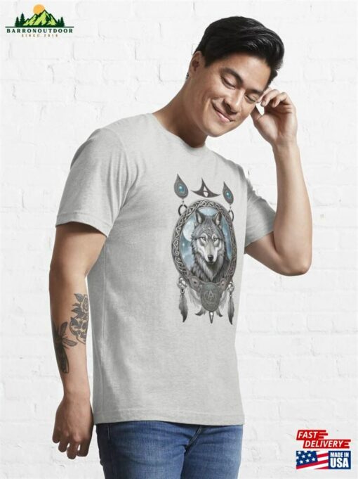 Celtic Wolf Essential T-Shirt Sweatshirt