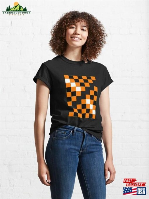 Checkers Table Classic T-Shirt Hoodie