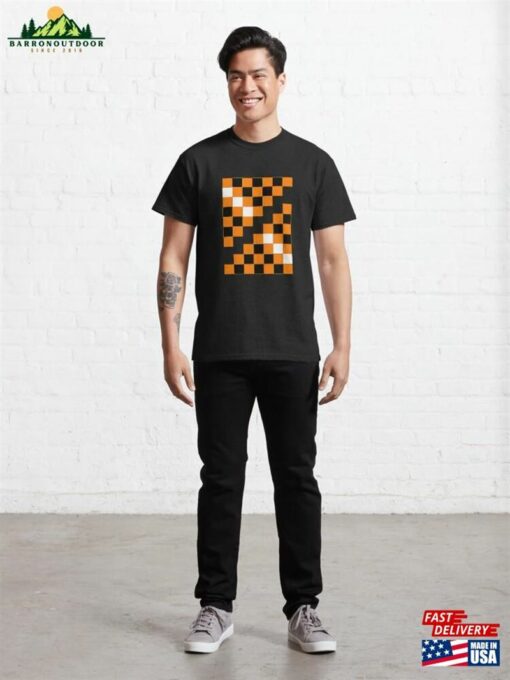 Checkers Table Classic T-Shirt Hoodie