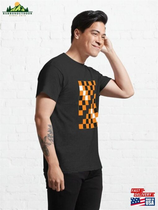 Checkers Table Classic T-Shirt Hoodie