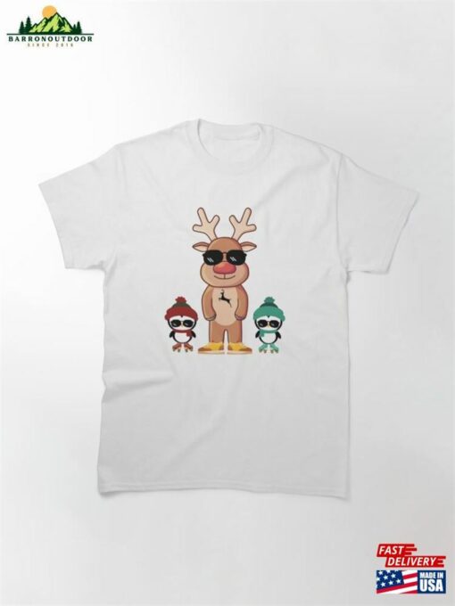 Chillin’with Friends Cool Reindeer And Penguin Crew Classic T-Shirt Unisex Sweatshirt