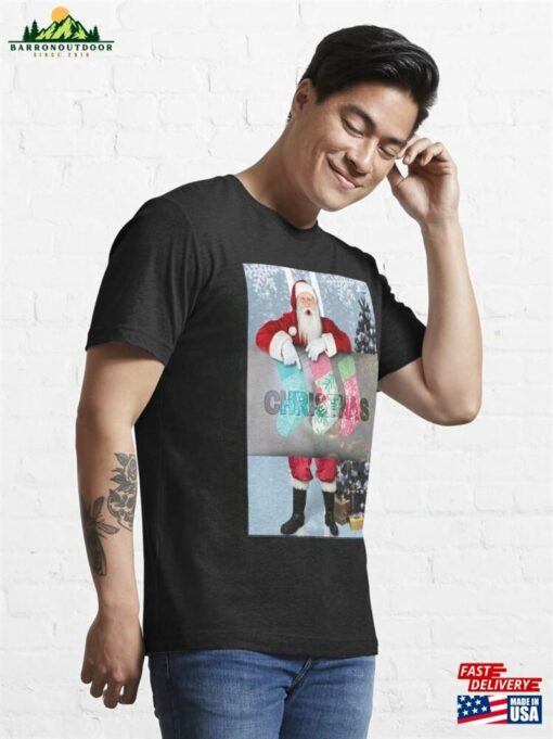 Christmas Artwork For Your Outfit Best Gift Idea On Essential T-Shirt Classic Unisex