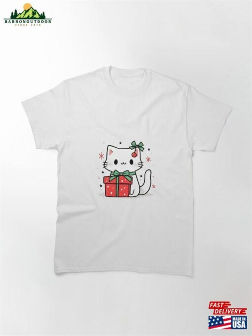 Christmas Cat With Red Gift Classic T-Shirt Hoodie