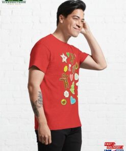 Christmas Cookies Pattern Green Background Classic T-Shirt Sweatshirt 3 Christmas Cookies Pattern Green Background Classic T Shirt Sweatshirt 4