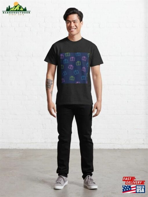 Christmas Gifts Pattern Classic T-Shirt Unisex