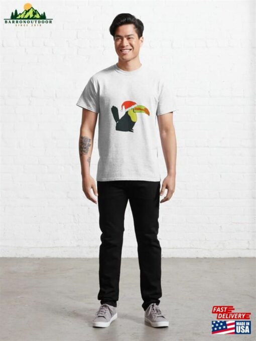 Christmas Toucan Classic T-Shirt Unisex