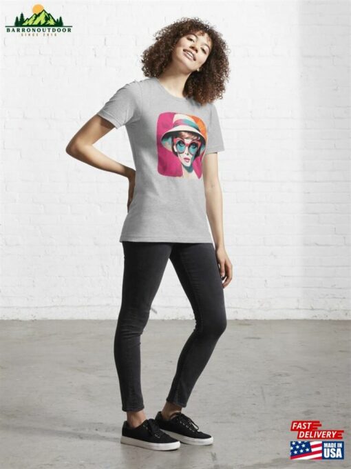 Colorful Pop Art Portrait Of Stylish Woman Essential T-Shirt Unisex