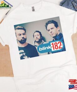 Comfort Colors It'S Always Sunny In Philadelphia Blink 182 Shirt World Tour 2023 Arrow Smiley Sweatshirt Unisex 4