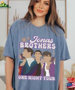 Comfort Colors Jonas Brothers Shirt One Night Five Albums Tour 2023 T-Shirt Sweatshirt 3 Comfort Colors Jonas Brothers Shirt One Night Five Albums Tour 2023 T Shirt Sweatshirt 4