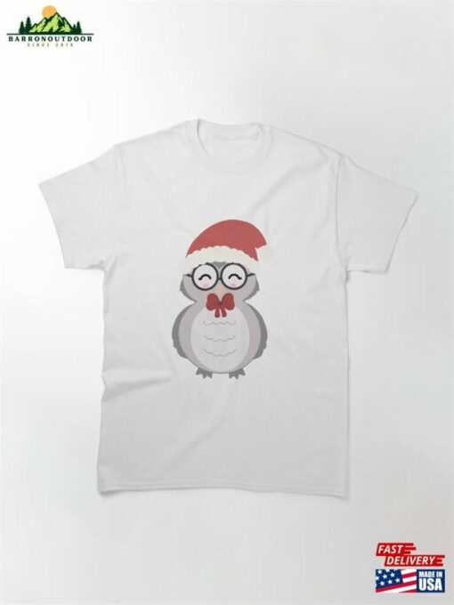 Cute Baby Owl In Winter Classic T-Shirt Sweatshirt