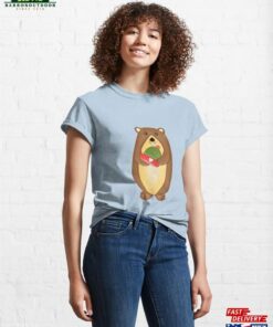 Cute Groundhog Carries Christmas Hat Classic T-Shirt Hoodie Unisex